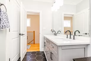 5739 W Grover St, Chicago, IL 60630 - Photo 26