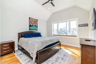 5739 W Grover Street, Chicago, IL 60630 - Photo 16