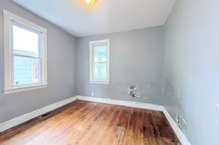 8015 S Harper Ave, Chicago, IL 60619 - Photo 12