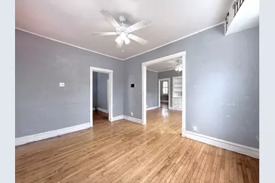 8015 S Harper Avenue, Chicago, IL 60619 - Photo 2