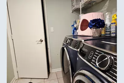 116 Presidential Boulevard, Oswego, IL 60543 - Photo 8