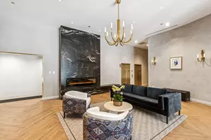 340 W Superior St, Chicago, IL 60654 - Photo 28