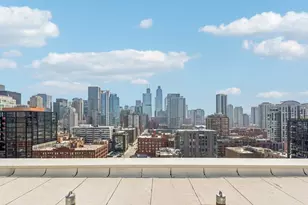 340 W Superior St, Chicago, IL 60654 - Photo 26
