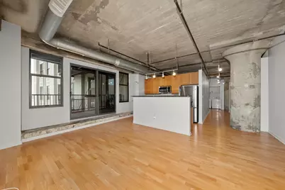 1550 S Blue Island Avenue #404, Chicago, IL 60608 - Photo 4