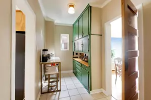 283 Bartram Rd, Riverside, IL 60546 - Photo 10