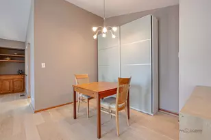 632 Grosse Pointe Cir, Vernon Hills, IL 60061 - Photo 12