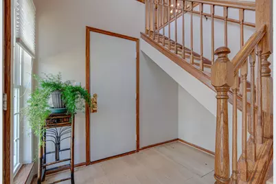 632 Grosse Pointe Circle #-, Vernon Hills, IL 60061 - Photo 4