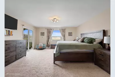 350 Shawnee Drive, Carol Stream, IL 60188 - Photo 14