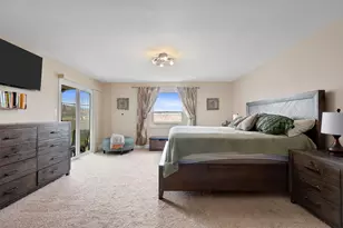 350 Shawnee Dr, Carol Stream, IL 60188 - Photo 14