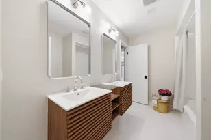 9248 N Maryland St, Niles, IL 60714 - Photo 18