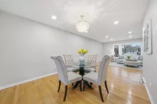 9248 N Maryland St, Niles, IL 60714 - Photo 8