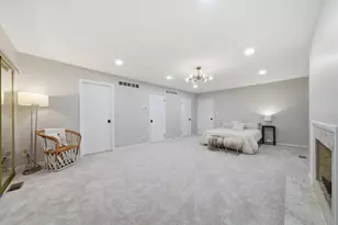 9248 N Maryland St, Niles, IL 60714 - Photo 10