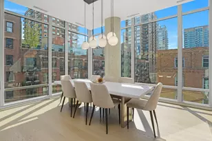 360 W Erie St, Chicago, IL 60654 - Photo 8