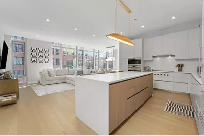 360 W Erie Street #5A, Chicago, IL 60654 - Photo 4