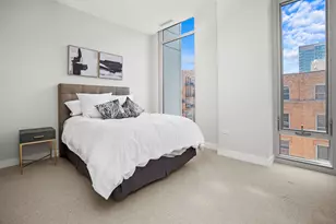 360 W Erie St, Chicago, IL 60654 - Photo 18