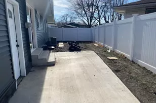 2135 13th St, Peru, IL 61354 - Photo 2