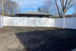 2135 13th St, Peru, IL 61354 - Photo 4