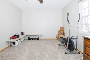 23 Fetzer Ct, Bloomington, IL 61704 - Photo 12