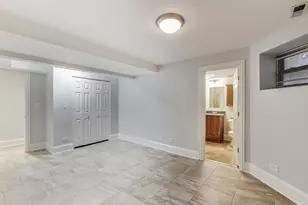 320 W Evergreen Ave, Chicago, IL 60610 - Photo 20