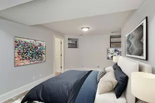 320 W Evergreen Ave, Chicago, IL 60610 - Photo 6