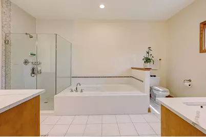 61 Berkshire Court, Burr Ridge, IL 60527 - Photo 20