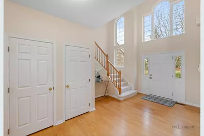 14200 Oakwood Court, Libertyville, IL 60048 - Photo 4