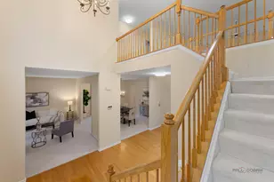 14200 Oakwood Ct, Libertyville, IL 60048 - Photo 18