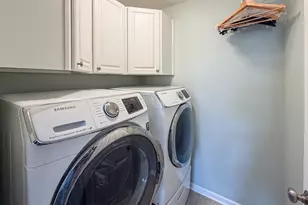 28W078 Shelburne Farms Dr, Winfield, IL 60190 - Photo 12