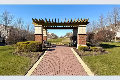 28W078 Shelburne Farms Drive, Winfield, IL 60190 - Photo 2