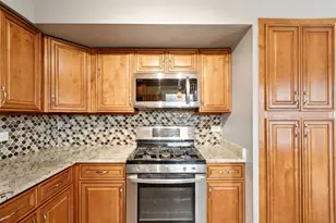 333 Grosvenor Ct, Bolingbrook, IL 60440 - Photo 8