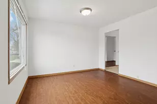 506 Kenyon Ave, Romeoville, IL 60446 - Photo 8