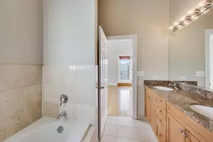 1440 N Maplewood Ave, Chicago, IL 60622 - Photo 14