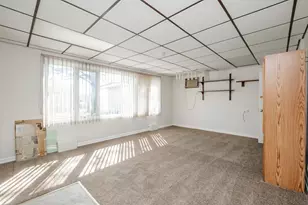 9625 Richard Ave, Franklin Park, IL 60131 - Photo 8