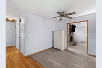 2814 Hillside Court, Bettendorf, IA 52722 - Photo 4