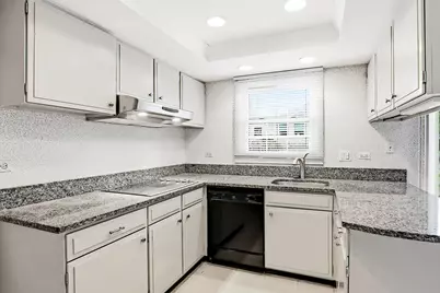 393 Indian Hill Drive, Buffalo Grove, IL 60089 - Photo 12