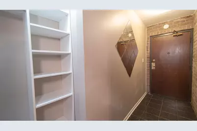 144 E Bailey Road #G, Naperville, IL 60565 - Photo 6