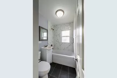 237 E 143rd Street, Dolton, IL 60419 - Photo 10