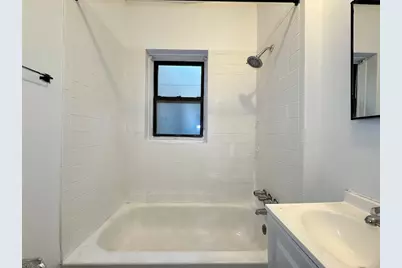 933 W Sunnyside Avenue #2N, Chicago, IL 60640 - Photo 20