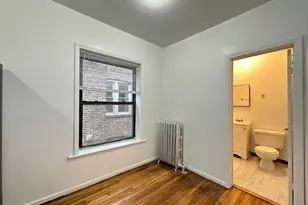 933 W Sunnyside Ave, Chicago, IL 60640 - Photo 8