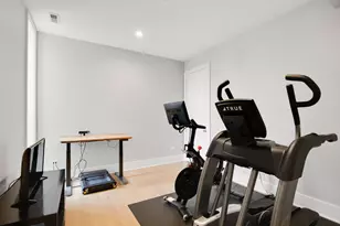 [Address not provided], Chicago, IL 60613 - Photo 16