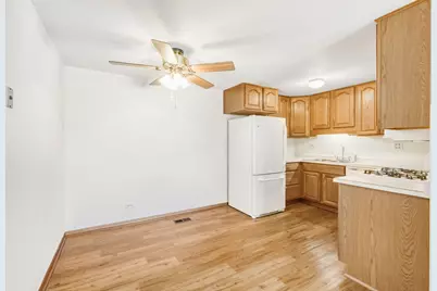 1318 Yarmouth Court #0, Schaumburg, IL 60193 - Photo 4