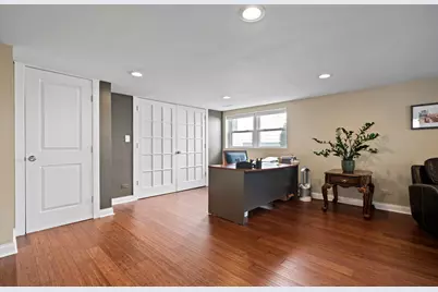 8821 Congress Park Avenue, Brookfield, IL 60513 - Photo 12