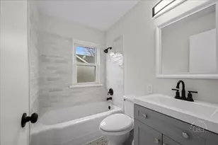 150 S Western Ave, Aurora, IL 60506 - Photo 14