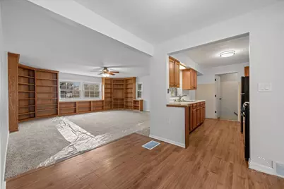 150 S Western Avenue, Aurora, IL 60506 - Photo 6