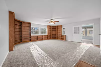 150 S Western Avenue, Aurora, IL 60506 - Photo 8