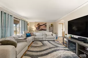 1238 Lakewood Dr, Somonauk, IL 60552 - Photo 8