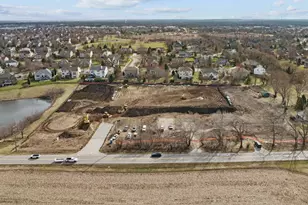 Unit 8A Prairie Grove Dr, Geneva, IL 60134 - Photo 1