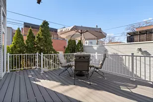 2426 W Lyndale St, Chicago, IL 60647 - Photo 42