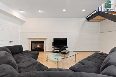 2426 W Lyndale Street, Chicago, IL 60647 - Photo 30