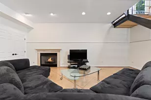 2426 W Lyndale St, Chicago, IL 60647 - Photo 30